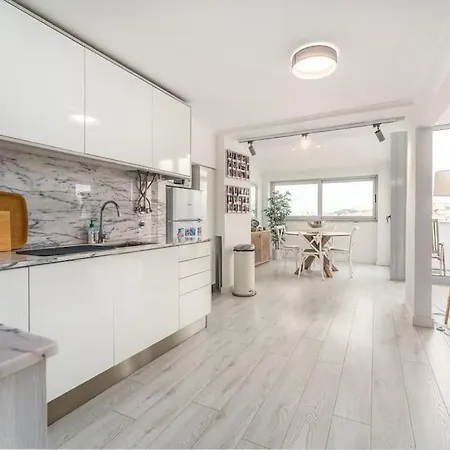 Sunny In Bica By Lisbeyond * ליסבון